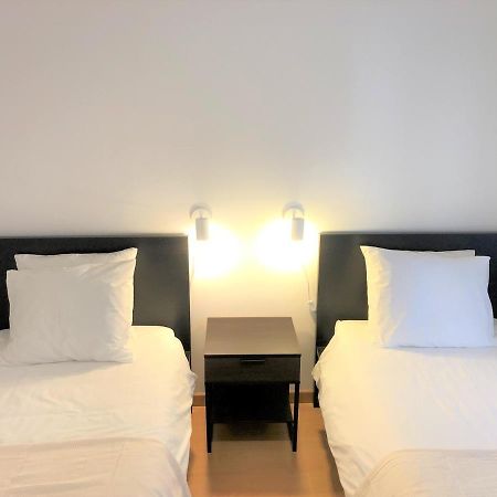 フェレルSea Avenue House - Center Baleal - Surfboard Includedアパートメント エクステリア 写真
