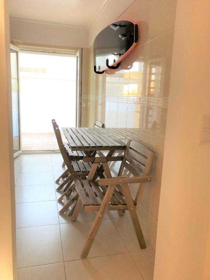 フェレルSea Avenue House - Center Baleal - Surfboard Includedアパートメント エクステリア 写真