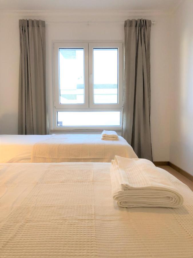 フェレルSea Avenue House - Center Baleal - Surfboard Includedアパートメント エクステリア 写真