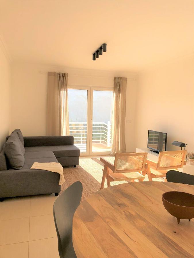 フェレルSea Avenue House - Center Baleal - Surfboard Includedアパートメント エクステリア 写真