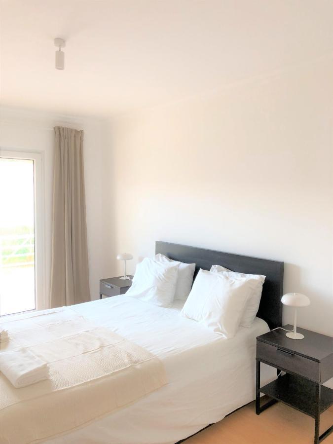 フェレルSea Avenue House - Center Baleal - Surfboard Includedアパートメント エクステリア 写真